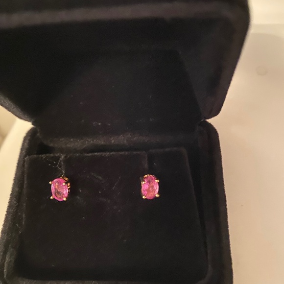 14KT PINK ZIRCON EARRINGS YELLOW GOLD IN BASKET DESIGN SETTING 1/4" x 1/4 - Picture 1 of 4